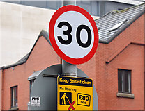 J3474 : 30 mph speed limit sign, Chichester Street, Belfast (January 2016) by Albert Bridge
