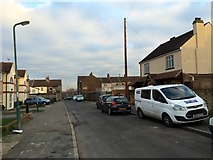 TQ6074 : Harmer Road, Swanscombe by Chris Whippet