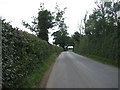 Minor road towards Middlewood Green