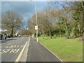 Brunswick Park Road approaching New Southgate Cemetery