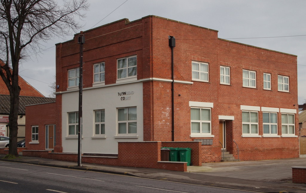 Hucknall Road, Nottingham © David Hallam-Jones cc-by-sa/2.0 :: Geograph ...