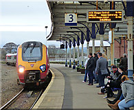 NS4238 : Virgin train at Kilmarnock by Thomas Nugent