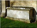 SK9508 : Table tomb, Empingham churchyard by Alan Murray-Rust