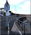 Warning sign  -  Cerddwyr ymlaen/Pedestrians ahead, Colwyn Bay