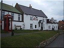 TA0881 : The Bull Inn, Gristhorpe by JThomas