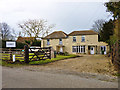 Former pub, Mud Row