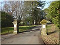 NS4275 : Entrance to Overtoun Estate by Lairich Rig