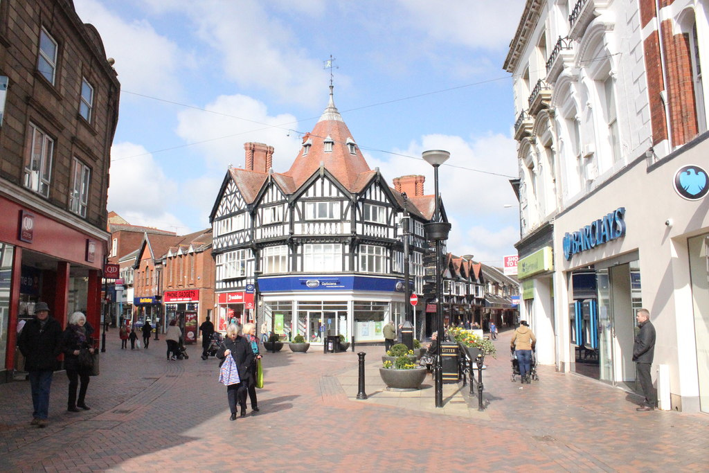 Hope Street, Wrexham © Jeff Buck cc-by-sa/2.0 :: Geograph Britain and ...