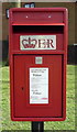 Close up, Elizabeth II postbox on Manor Road, Barton-le-Clay