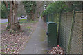 SU9968 : Walkway along Christchurch Road by Alan Hunt