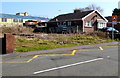 Zigzag markings on Llwynhendy Road, Llwynhendy