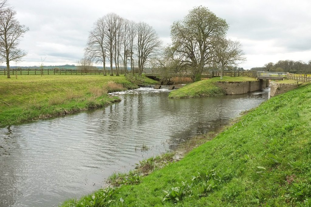 River Isle at Midelney pumping station © Derek Harper cc-by-sa/2.0 ...