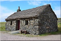 NM8542 : Reconstructed black house, Lismore Museum by Jim Barton