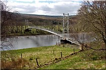 NC4401 : Suspension footbridge over the River Oykel by Alan Reid