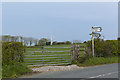 Footpath to Heald Farm