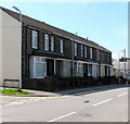 Row of six houses, Park Street, Tonna