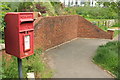 Postbox, Cassiobury Way