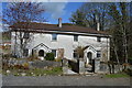 Cottages, Hatches Green