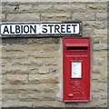 Elizabeth II postbox on Albion Street, Brierfield