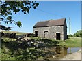 Old barn north of Grindon