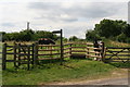 South Killingholme: pony paddock and footpath to Immingham