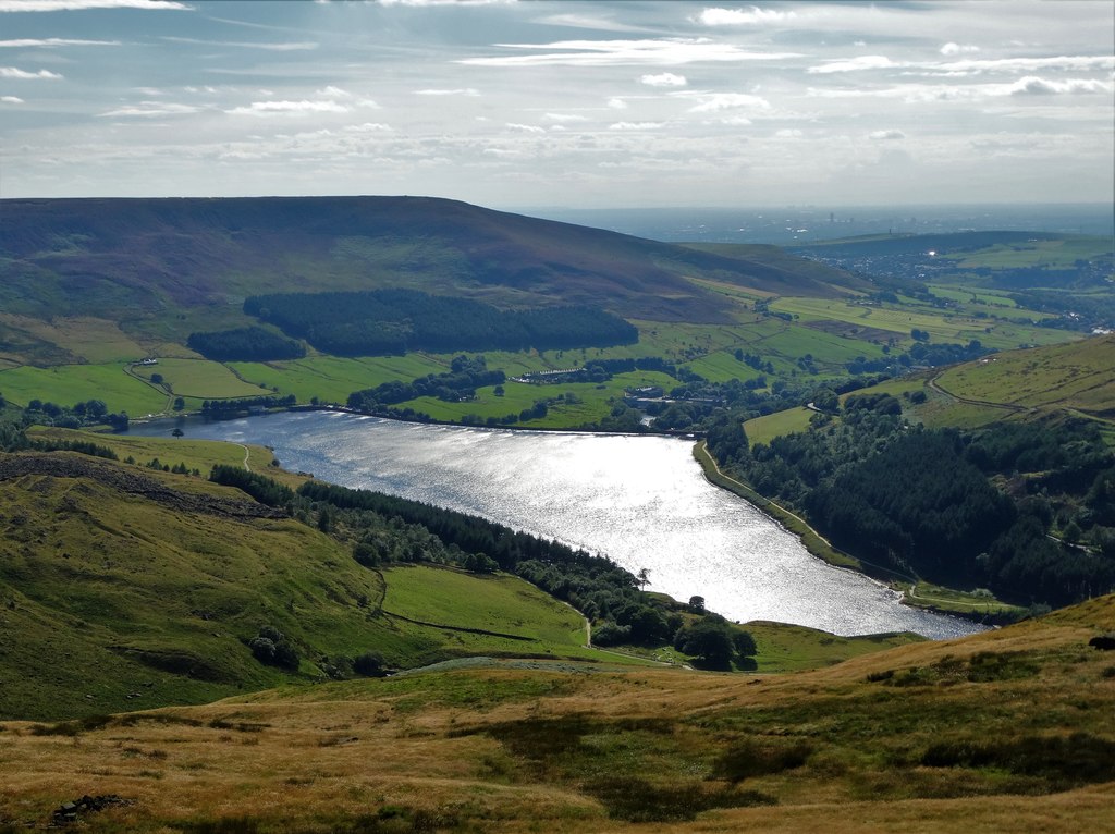 Dove Stone Reservoir viewed from Little... © Neil Theasby cc-by-sa/2.0 ...