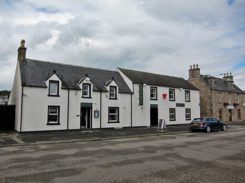 Marine Hotel, Invergordon © Richard Dorrell cc-by-sa/2.0 :: Geograph ...