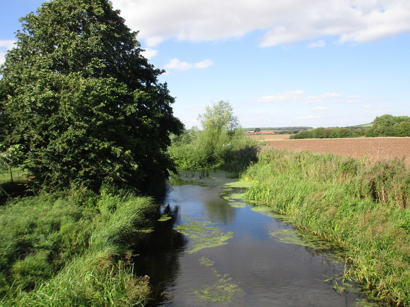 The River Maun between Markham Moor and... © Jonathan Thacker cc-by-sa ...