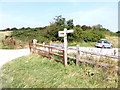 TQ4905 : Footpath Junction Sign at Bopeep Borstal by PAUL FARMER