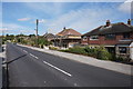 Wellhouse Lane towards Halifax Road