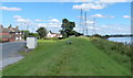 River Trent floodbank at Keadby