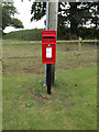 TL8675 : Rymer Point Postbox by Geographer