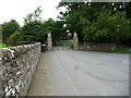 Room to turn at the entrance to Spigot Lodge