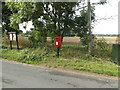 TM1588 : Moulton Road Postbox by Geographer