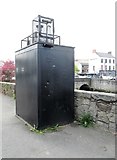 J0826 : Air pollution monitoring station on Trevor Hill, Newry by Eric Jones