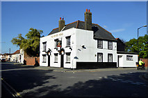 TQ9599 : The Kings Head, Southminster by Robin Webster