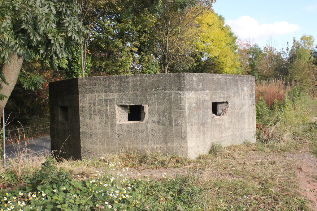 World War II Pillbox, Parkgate © Jeff Buck cc-by-sa/2.0 :: Geograph ...