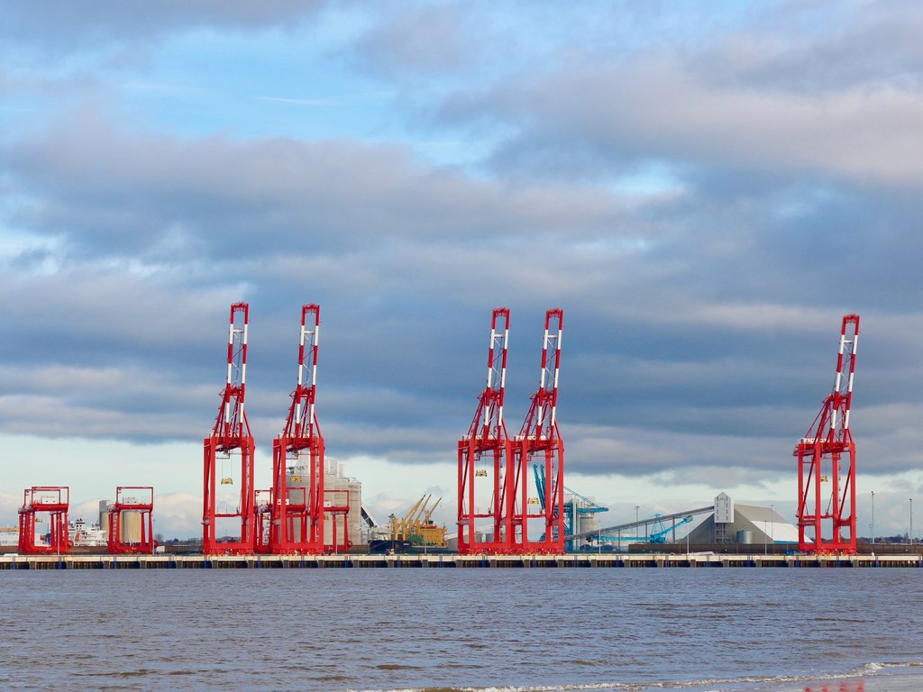 River Mersey and Liverpool Docks © Andrew Woodvine cc-by-sa/2.0 ...