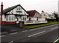 Variety of bungalows, Broadfield Hill, Saundersfoot