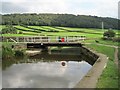 Leeds & Liverpool Canal - bridge 193: Holden swing bridge