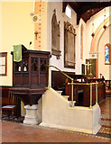 TQ0371 : St Mary, Staines - Pulpit by John Salmon