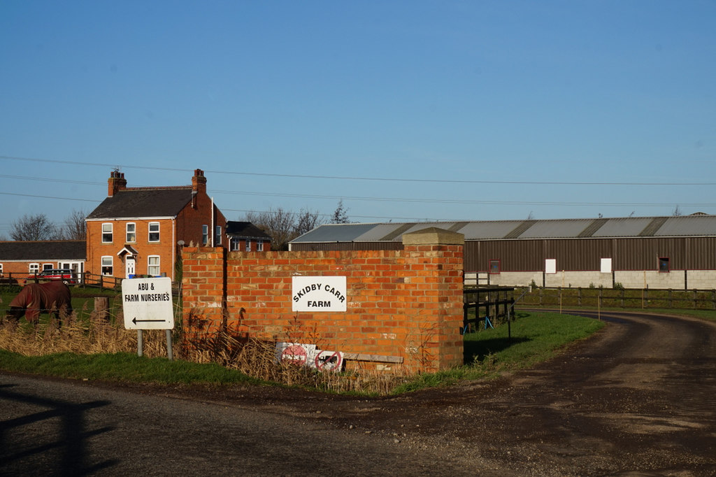 Skidby Carr Farm off Dunswell Lane © Ian S ccbysa/2.0 Geograph