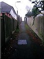 Northbourne: uphill on footpath E42