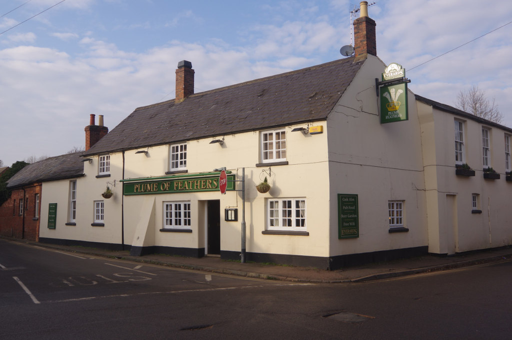 The Plume of Feathers, Weedon © Stephen McKay cc-by-sa/2.0 :: Geograph ...