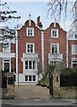 Houses with Dutch gables, Queen