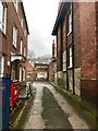 Newcastle-under-Lyme: alley alongside 3 King Street