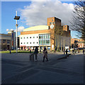 TL0921 : Library and Theatre, St George's Square, Luton by Robin Stott