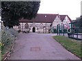 Pokesdown: approaching the church on footpath J09