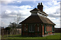 Beesonend Farm building