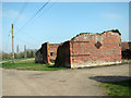 Derelict barn by Home Farm